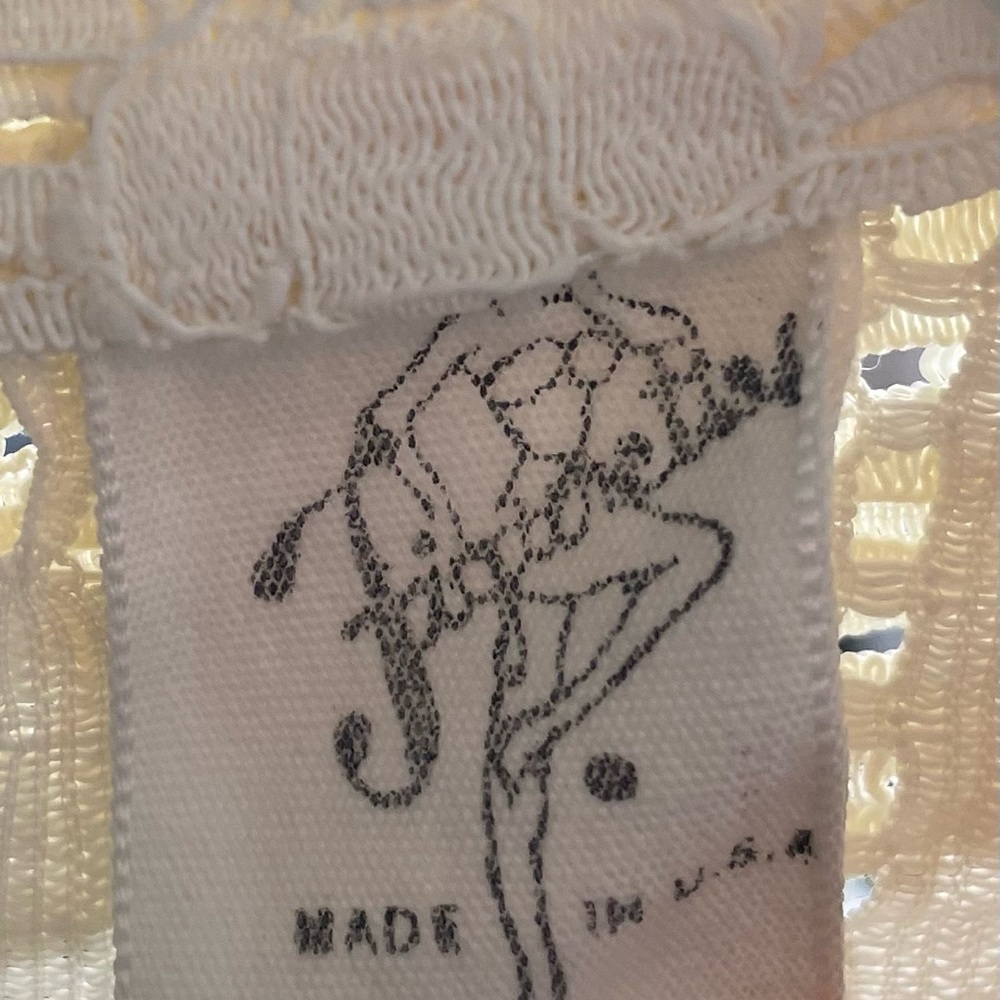 Vintage 70s Lace Maxi Cover Up - Picture 3 of 9